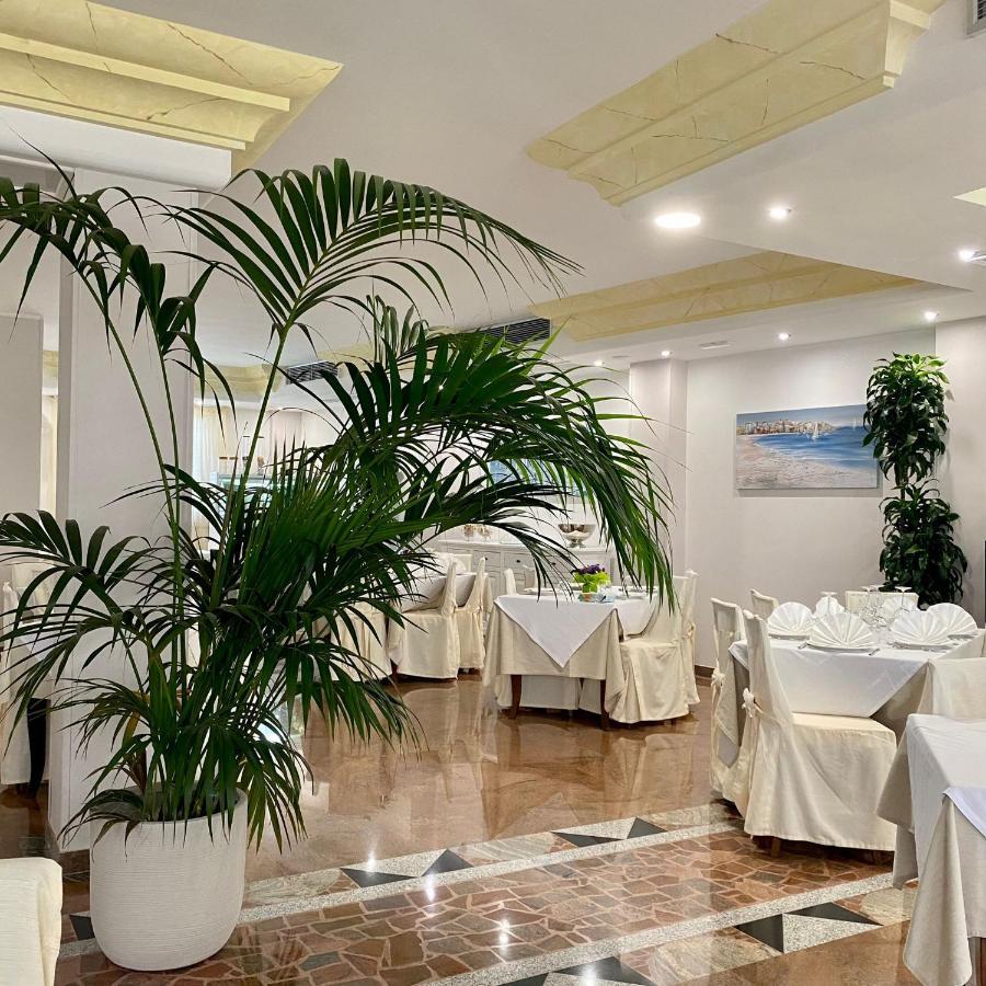 Porto Cesareo Hotel Exterior photo